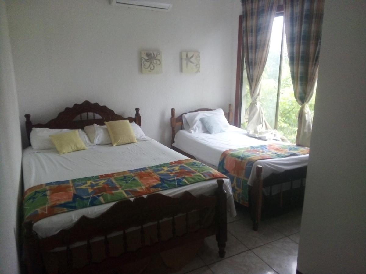 Hotel Lulu Beach Corn Island Esterno foto