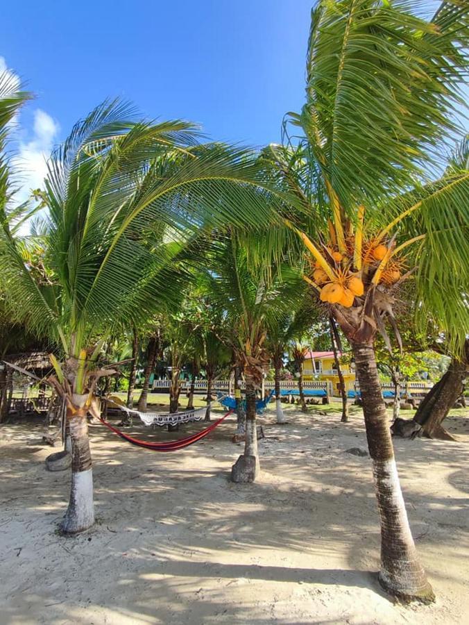 Hotel Lulu Beach Corn Island Esterno foto