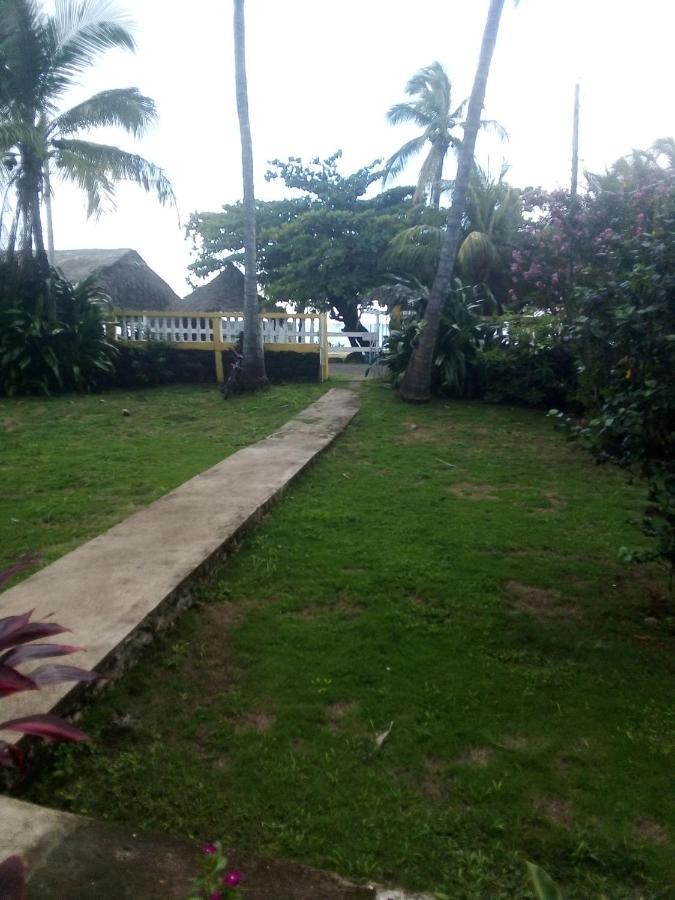 Hotel Lulu Beach Corn Island Esterno foto