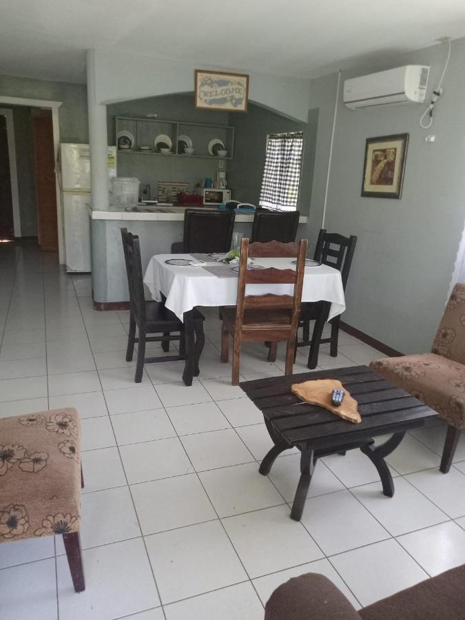 Hotel Lulu Beach Corn Island Camera foto